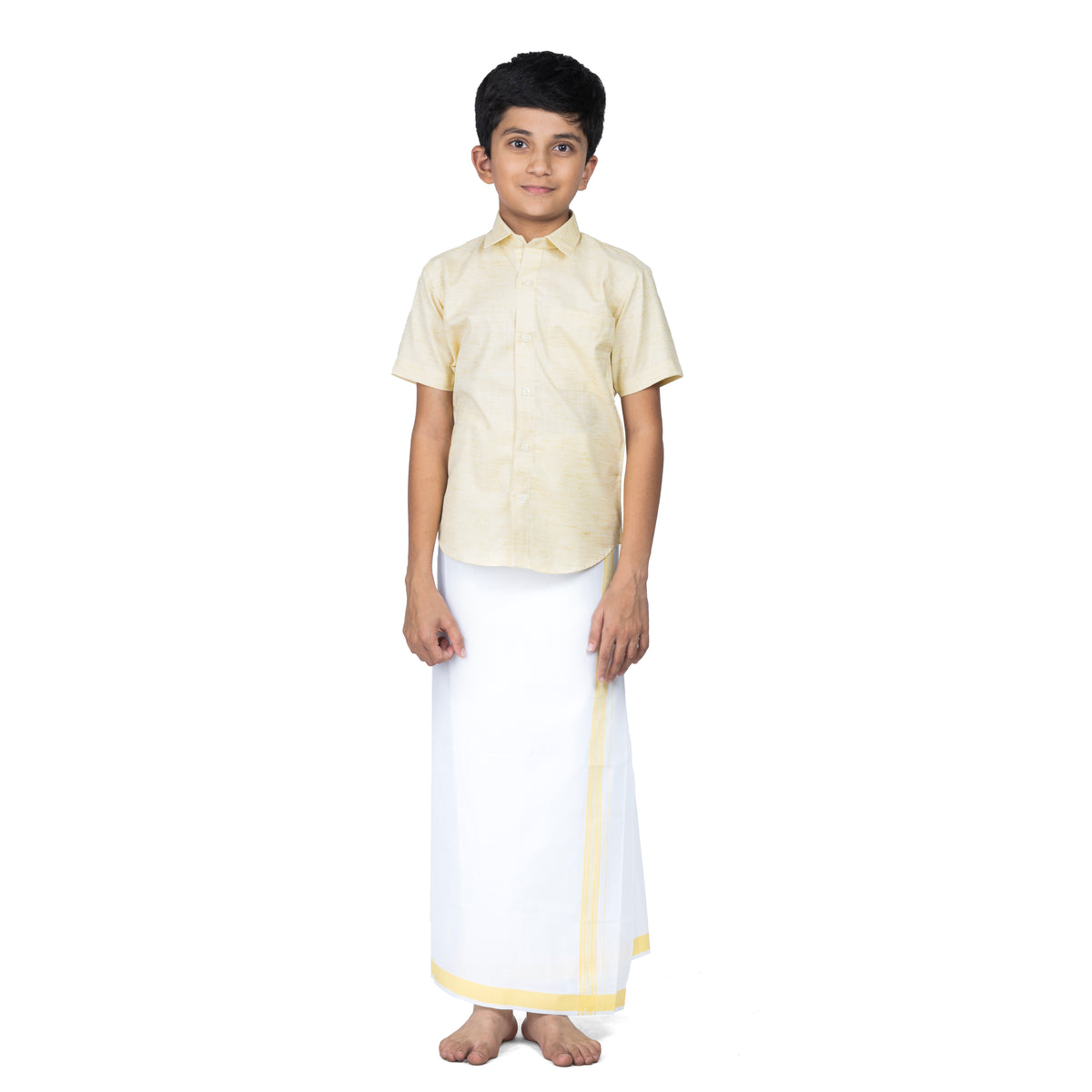This Sandal short-sleeve shirt with a chest pocket paired with white velcro dhothi featuring Sandal line borders.